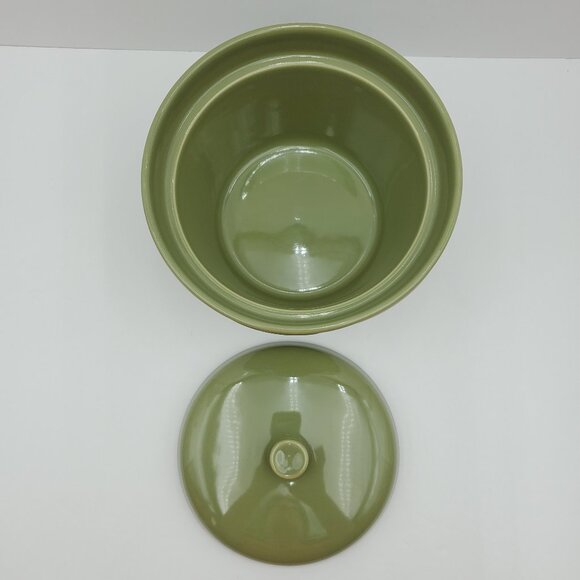 Longaberger Sage Green Roundabout Covered Casserole with Spice Market Pocket - Picture 9 of 11